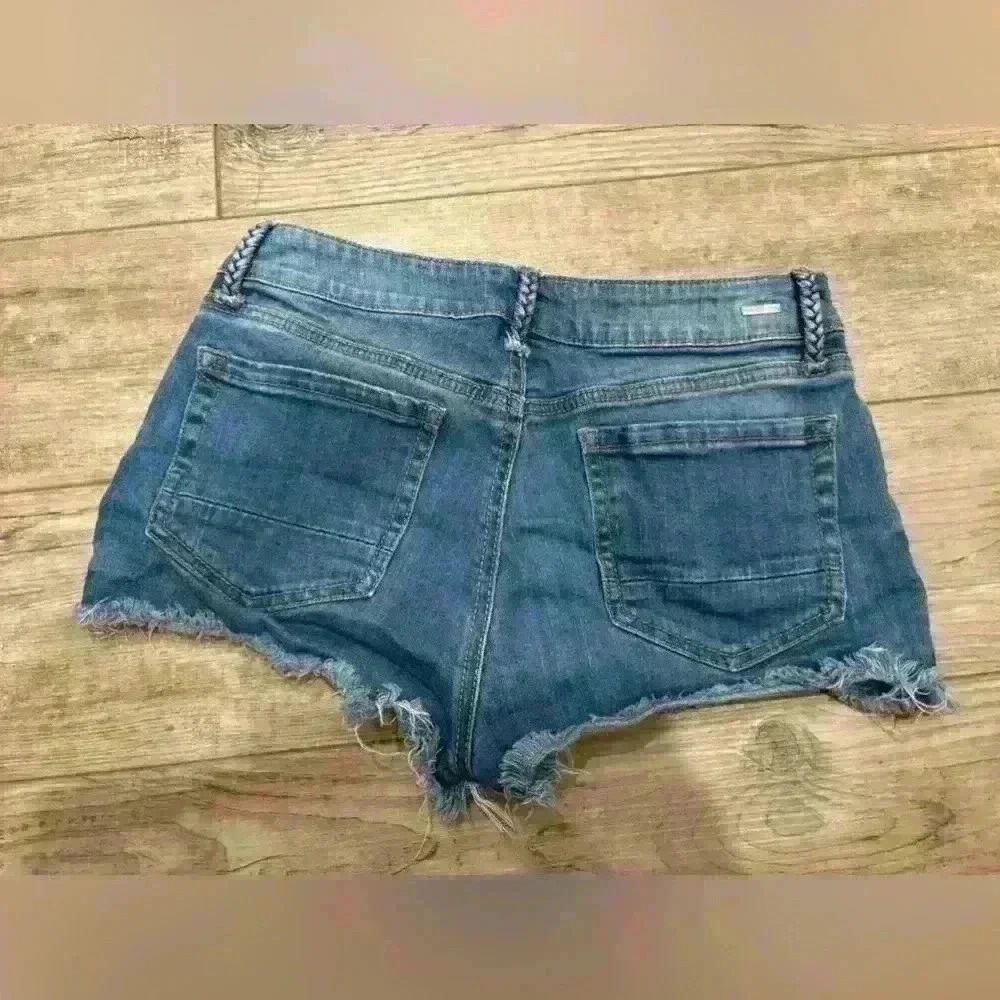Kendall & Kylie Jean shorts size 27 - Picture 3 of 3